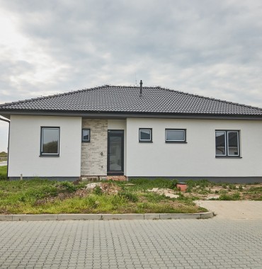 VEĽKÉ KOSTOĽANY / Moderná novostavba / 4 izbový rodinný dom