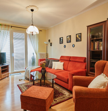 Hospodárska ulica / Priestranný 2 izbový byt s balkónom o výmere 52 m2