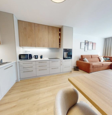 Na prenájom priestranný 3 izbový byt v lokalite Prúdy v Trnave.